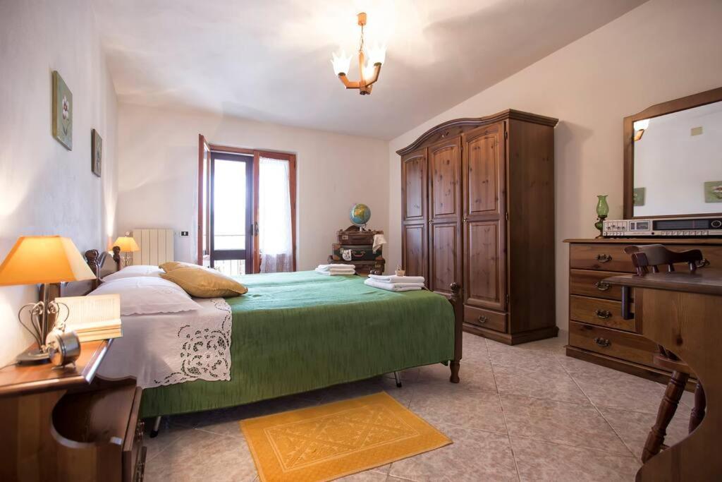 Rooms&Terraces Urzulei Kültér fotó