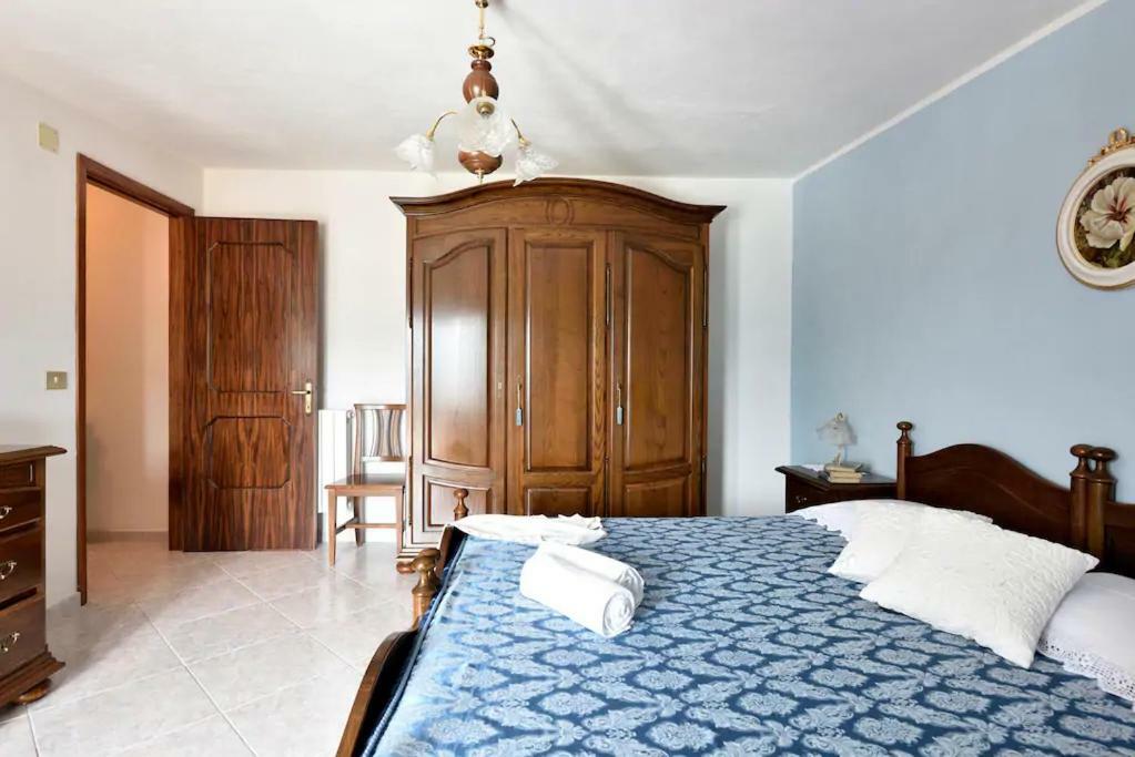 Rooms&Terraces Urzulei Kültér fotó